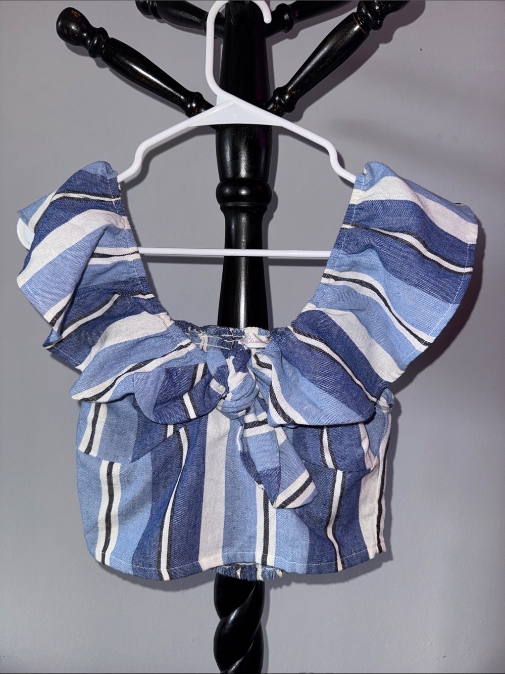 Blue Striped Tie-Front Ruffle Crop Top 2.L2